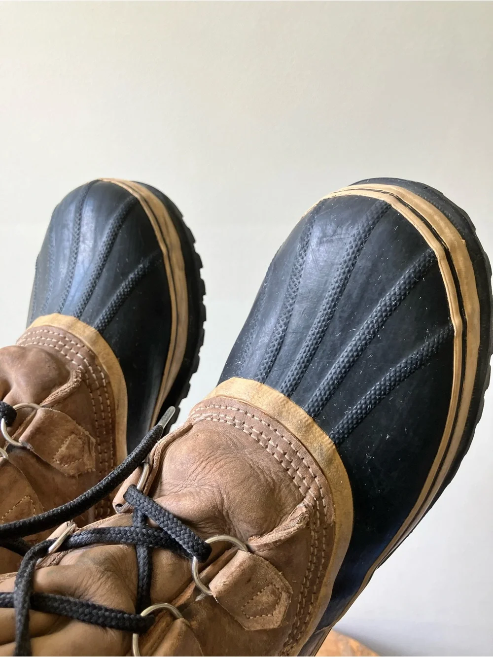 Sorel | Caribou Men’s Leather Waterproof Rubber Snow Winter Boots
